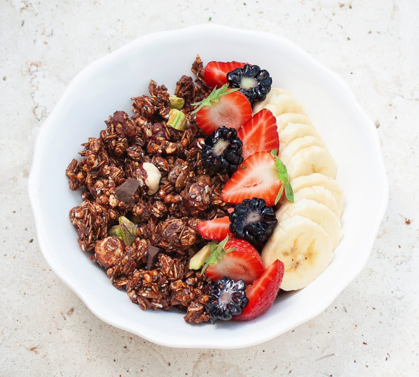 GRANOLA DE CHOCOLATE, PISTACHOS Y AVELLANAS