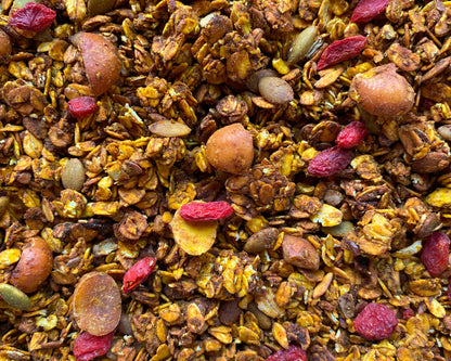 GRANOLA DE CÚRCUMA, JENGIBRE, MACADAMIAS Y BAYAS DE GOJI