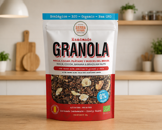 GRANOLA DE MACA, CACAO, PLÁTANO Y NUECES DEL BRASIL