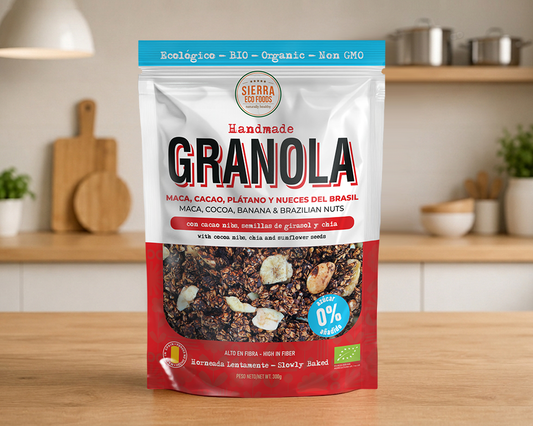 GRANOLA DE MACA, CACAO, PLÁTANO Y NUECES DEL BRASIL