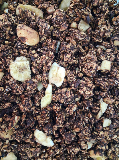 GRANOLA DE MACA, CACAO, PLÁTANO Y NUECES DEL BRASIL